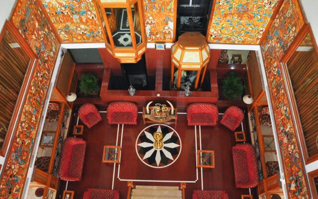 Mayura Residency