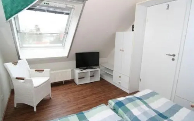 Ferienwohnung "Windflüchter", Gartenweg 5