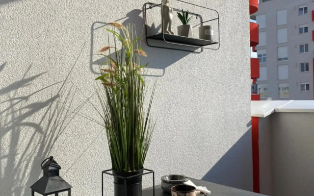 Jungle Apartment