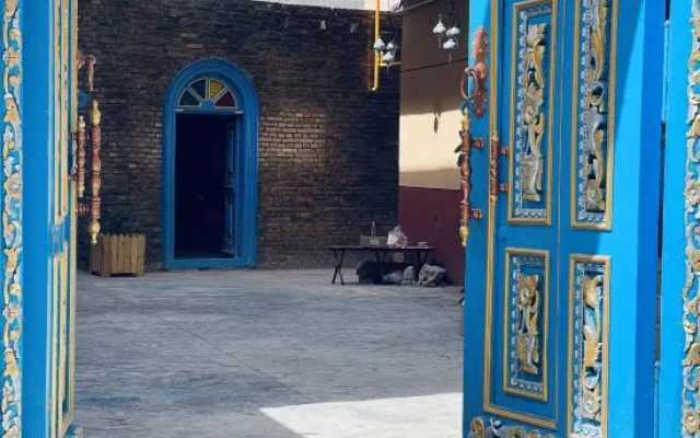 Serene Pastoral Retreat