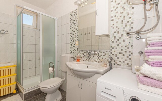 Awesome Apartment in Rogoznica With 2 Bedrooms and Wifi