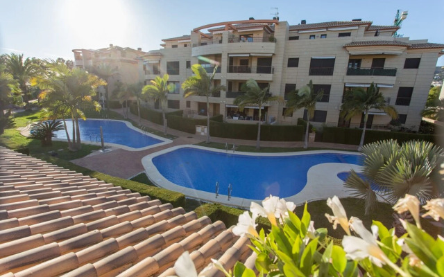 Stylish townhouse - RESORT facilities