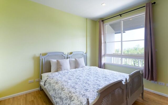 Autumn Seaview Huahin Condominium