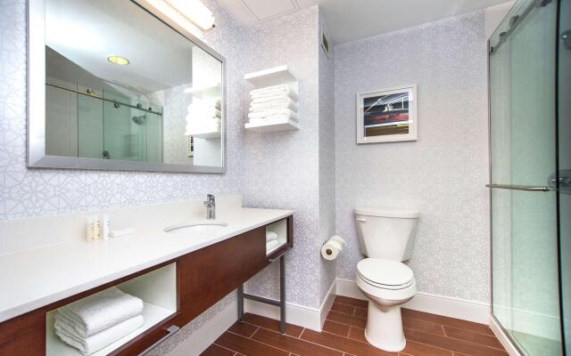 Hampton Inn Deadwood at Tin Lizzie Gaming Resort