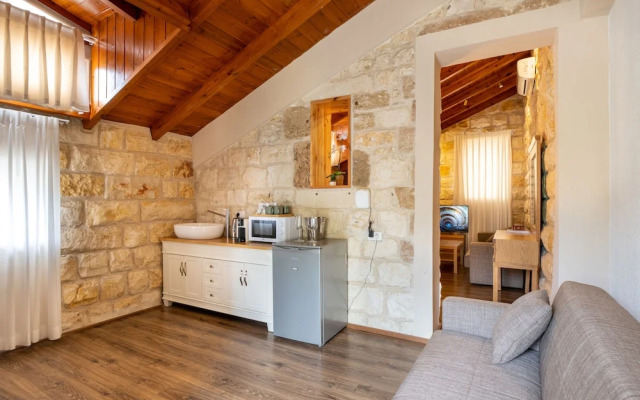 Via Maria Boutique Suites