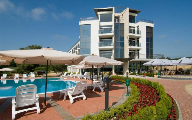 South Pearl Apart Complex