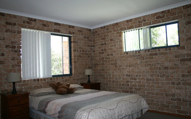 A Willo's View @ Crescent Head