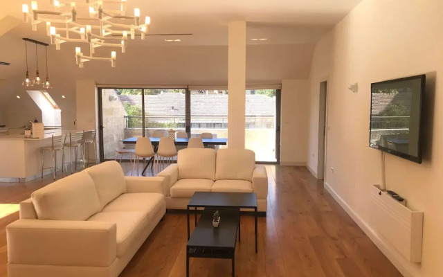 MBH8 - 12 Maavar Beit Haknesset - Jerusalem-Rent