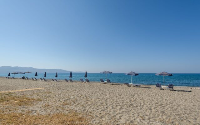 Kostakis Beach Hotel