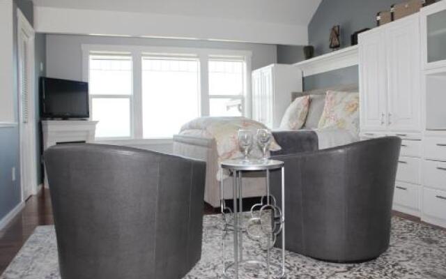 Dungeness Barn House Bed & Breakfast