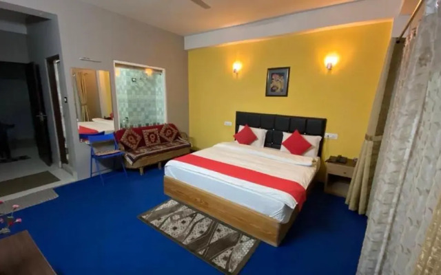 SPOT ON 90994 New Hidden Gem Residency