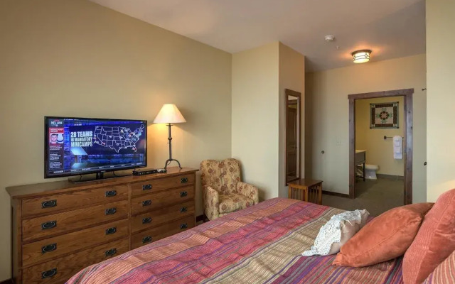 2 Br: Soaring Eagle 211