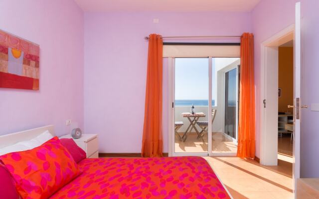 Las Gaviotas Beach II