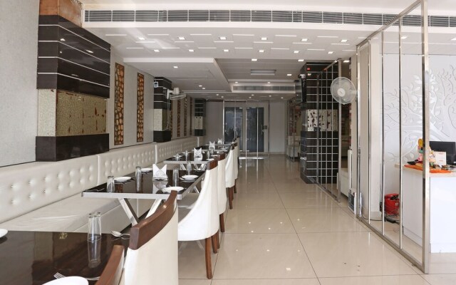 Townhouse OAK Hotel Arnavya