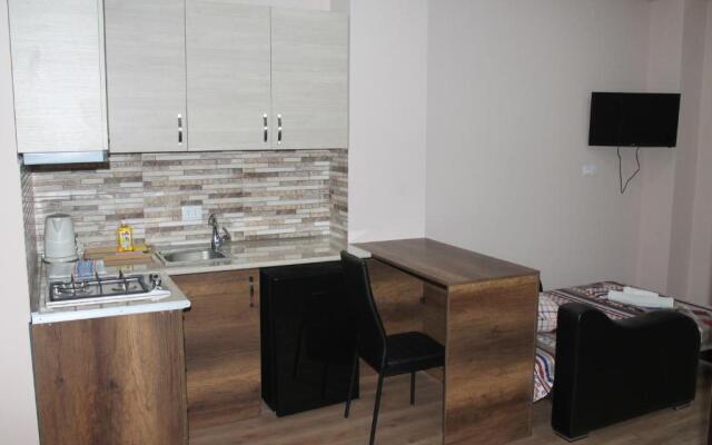 Lali's apartment