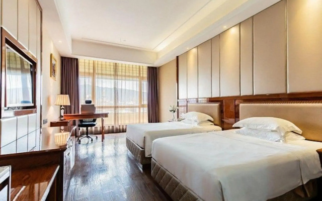 Vienna Hotel (Yongzhou Jianghua)