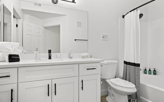 Cozy Suites Glendale