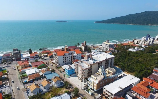 Ingleses Apart Hotel