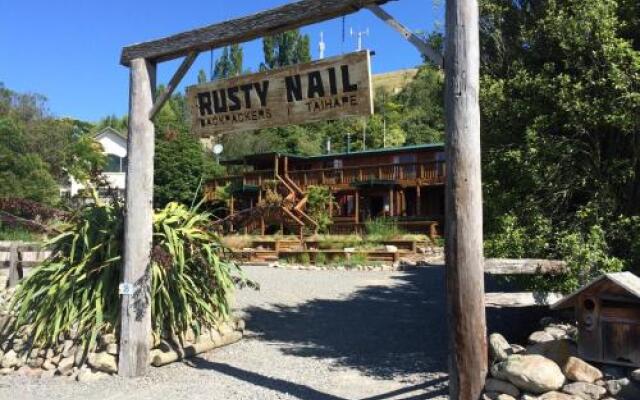 Rusty Nail Backpackers