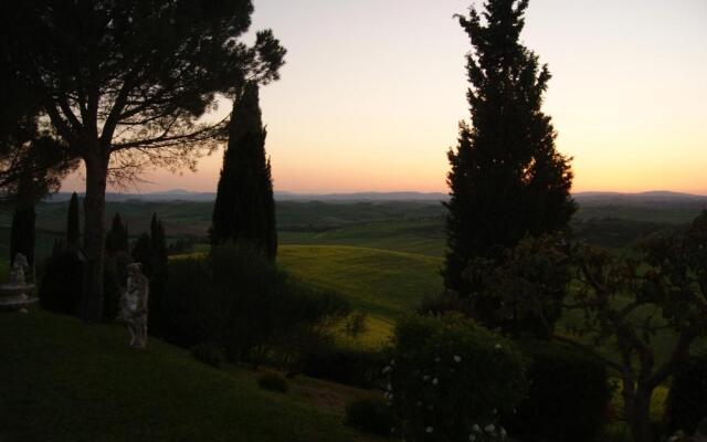 Tuscany Balcony: Crete Senesi
