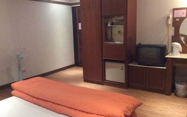 Qan Shuo Hotel