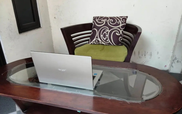Hotel O Homestay Bu Sun SyariahNearTaman Rekreasi & Pemandian Taman Suruh