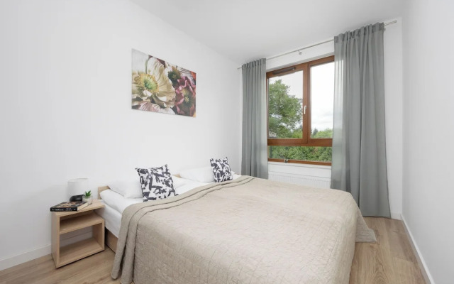 Workspace With Parking by Renters