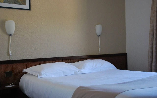 Hotel The Originals Toulouse Nord Le Barry (ex Inter-Hotel)