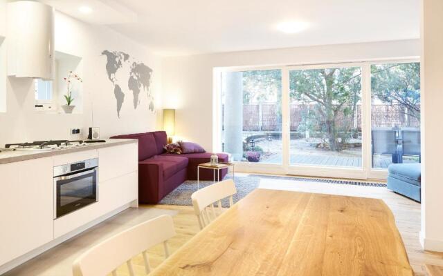 Lovely Garden Flat near Royal Park