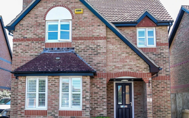 Seascape - 4 bed Home in Bracklesham Bay