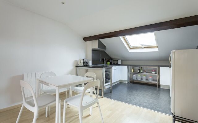 Nice 2 Room Apartment - Lyon