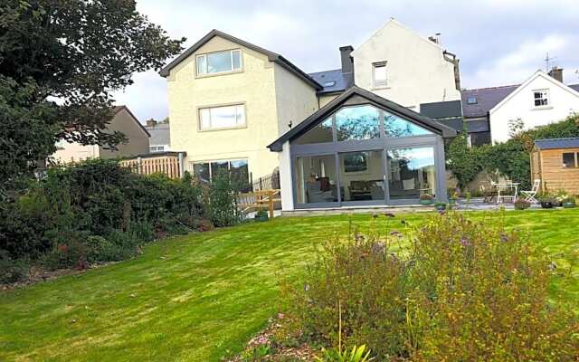 Dingle Garden Townhouse