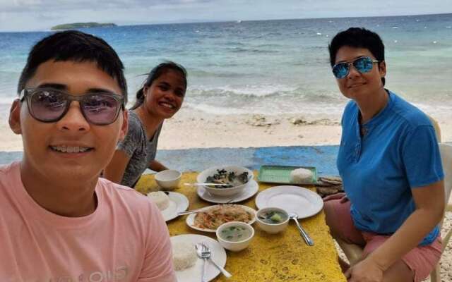 Island Front Bangcogon Resort and Restaurant