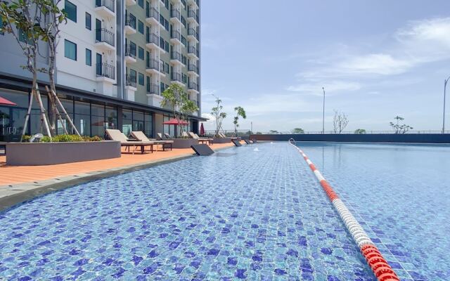 Compact Studio (No Kitchen) At Osaka Riverview Apartment Pik 2