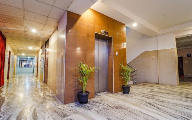 Fabhotel Skyry I