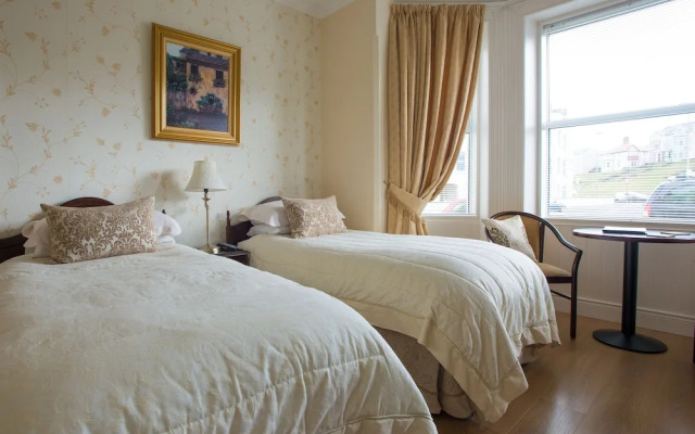 Cul-Erg House & Kitchen