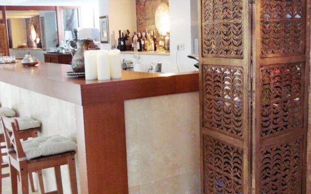 Şonef House Otel