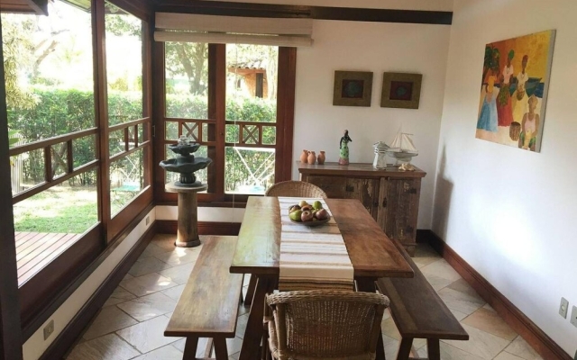 Maravilhosa Casa de Condom nio 200m Praia