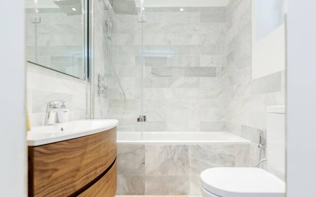 Donatello Apartment Hammersmith