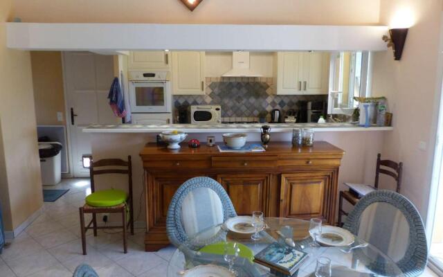 Appartement Le Lavandou, 3 pièces, 4 personnes - FR-1-308-144