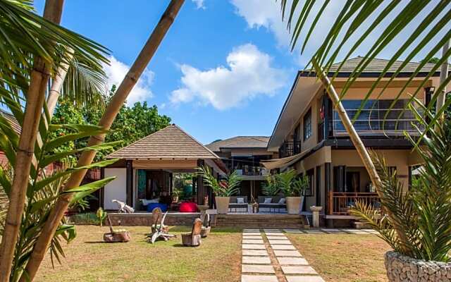 Villas des Alizes beachfront suites and garden villas