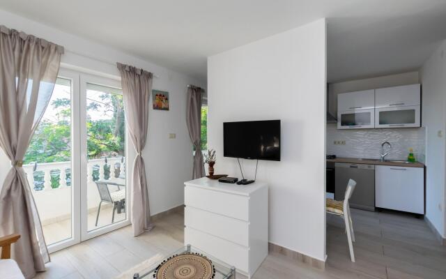 Apartment Ileana in Banjol - island Rab