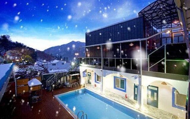 Gapyeong Claire Spa Pension