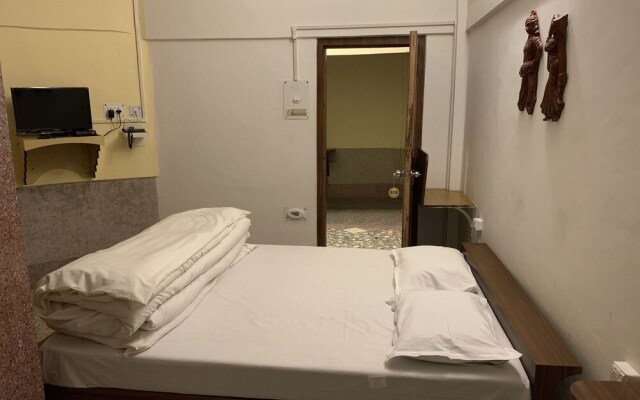Hotel Saluja