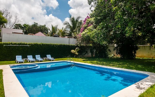 Luxury 2BR apartment near Cancun Airport