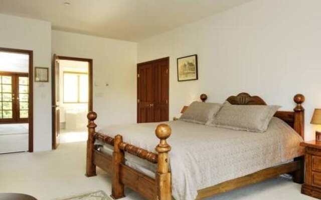 Furry Creek Bed & Breakfast