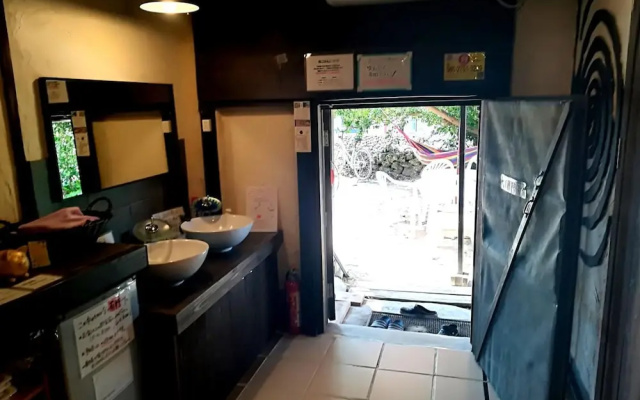 Taketomijima Guesthouse & Jetaime - Hostel