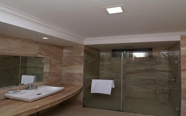 Oyo 5102 Anurag Hotel
