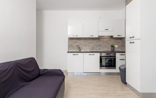 Awesome Apartment in Stara Novalja With 2 Bedrooms and Wifi