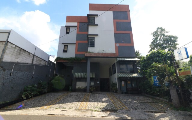 Uptown Residence Syariah Pondok Pinang